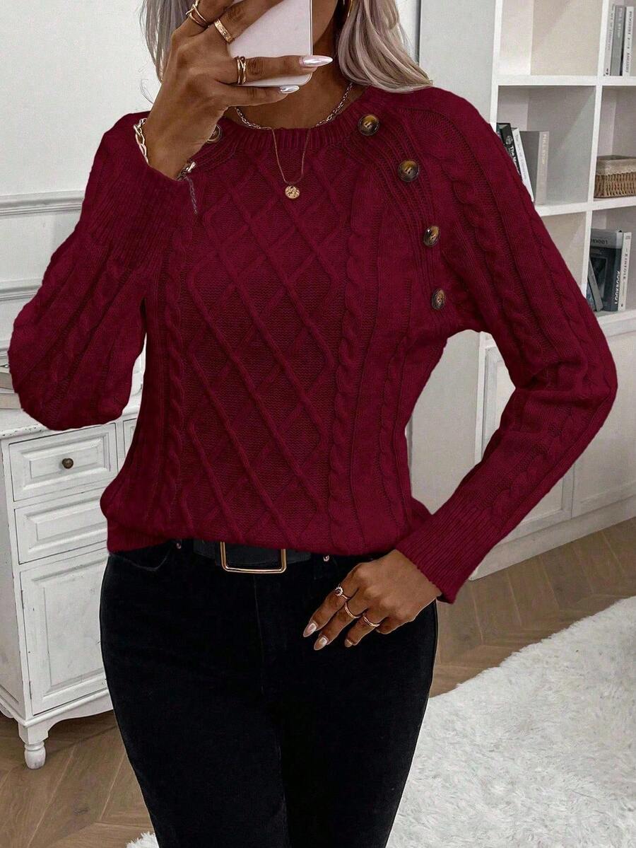 Clara – Pull en Maille Câble avec Détails Bouton